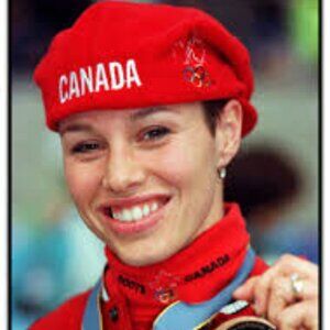 ROOTS Athletics Canada Olympics Red Beret Newsboy Cap Hat – Large